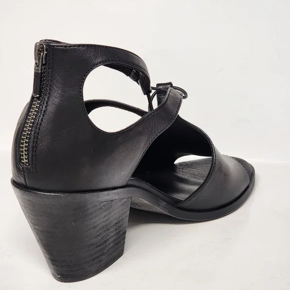 Eileen Fisher Vero Cuoio Black Strappy Block Heels - Picture 4 of 9